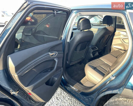 Синий Ауди E-Tron, объемом двигателя 0 л и пробегом 59 тыс. км за 34500 $, фото 33 на Automoto.ua