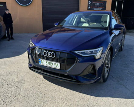 Синий Ауди E-Tron, объемом двигателя 0 л и пробегом 46 тыс. км за 35900 $, фото 35 на Automoto.ua