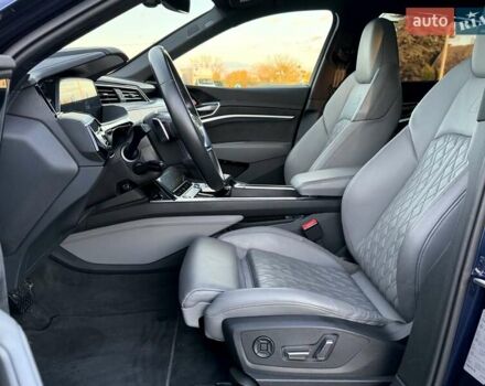 Синий Ауди E-Tron, объемом двигателя 0 л и пробегом 44 тыс. км за 46600 $, фото 28 на Automoto.ua