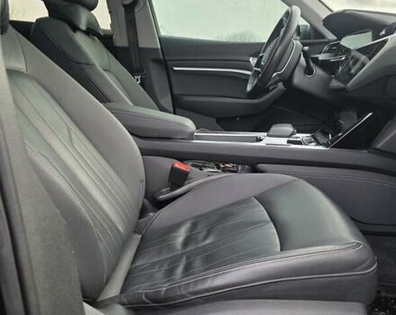 Синій Ауді E-Tron, об'ємом двигуна 0 л та пробігом 40 тис. км за 38500 $, фото 8 на Automoto.ua