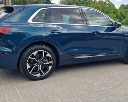 Синий Ауди E-Tron, объемом двигателя 0 л и пробегом 39 тыс. км за 36500 $, фото 21 на Automoto.ua