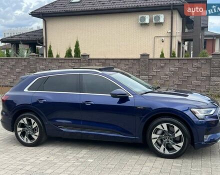 Синій Ауді E-Tron, об'ємом двигуна 0 л та пробігом 46 тис. км за 29900 $, фото 8 на Automoto.ua