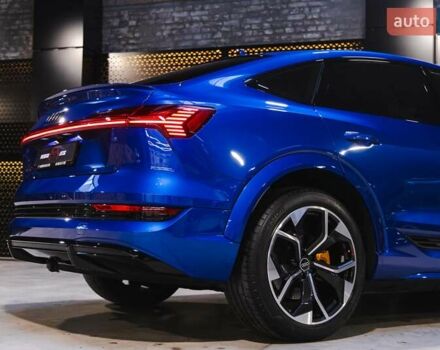 Синій Ауді E-Tron, об'ємом двигуна 0 л та пробігом 33 тис. км за 49899 $, фото 24 на Automoto.ua