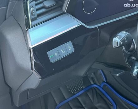 Синий Ауди E-Tron, объемом двигателя 0 л и пробегом 69 тыс. км за 35990 $, фото 37 на Automoto.ua