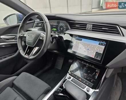 Синий Ауди E-Tron, объемом двигателя 0 л и пробегом 49 тыс. км за 39900 $, фото 23 на Automoto.ua
