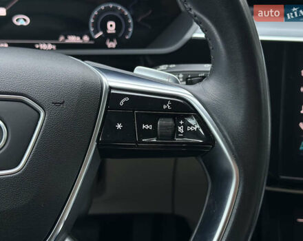 Синій Ауді E-Tron, об'ємом двигуна 0 л та пробігом 75 тис. км за 35900 $, фото 59 на Automoto.ua