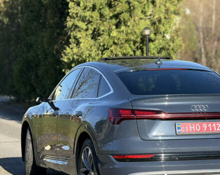 Синій Ауді E-Tron, об'ємом двигуна 0 л та пробігом 98 тис. км за 31700 $, фото 3 на Automoto.ua