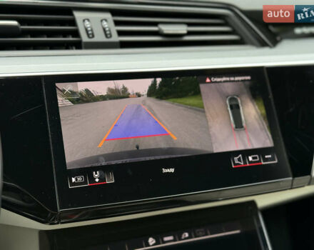 Синій Ауді E-Tron, об'ємом двигуна 0 л та пробігом 140 тис. км за 31000 $, фото 22 на Automoto.ua