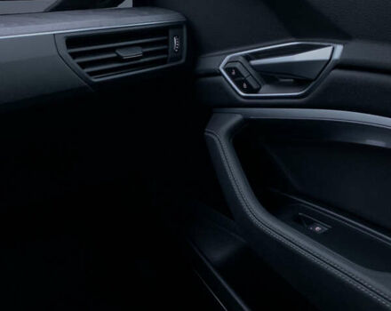 Синий Ауди E-Tron, объемом двигателя 0 л и пробегом 54 тыс. км за 32800 $, фото 48 на Automoto.ua