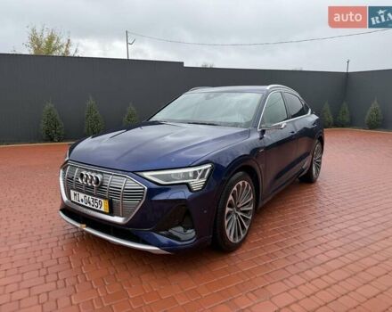 Синий Ауди E-Tron, объемом двигателя 0 л и пробегом 71 тыс. км за 38900 $, фото 1 на Automoto.ua