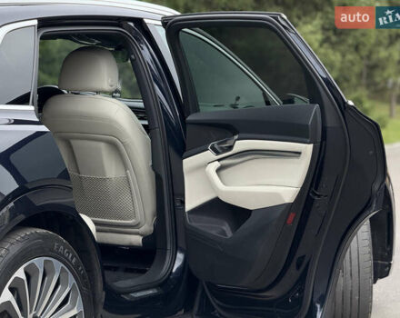 Синій Ауді E-Tron, об'ємом двигуна 0 л та пробігом 140 тис. км за 31000 $, фото 37 на Automoto.ua