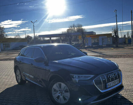 Синій Ауді E-Tron, об'ємом двигуна 0 л та пробігом 82 тис. км за 34800 $, фото 8 на Automoto.ua