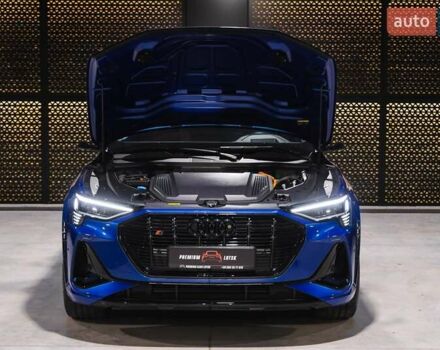 Синій Ауді E-Tron, об'ємом двигуна 0 л та пробігом 33 тис. км за 49899 $, фото 66 на Automoto.ua