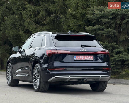 Синій Ауді E-Tron, об'ємом двигуна 0 л та пробігом 140 тис. км за 31000 $, фото 50 на Automoto.ua