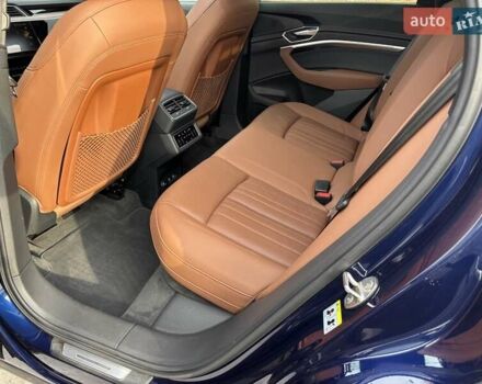 Синий Ауди E-Tron, объемом двигателя 0 л и пробегом 64 тыс. км за 32000 $, фото 13 на Automoto.ua