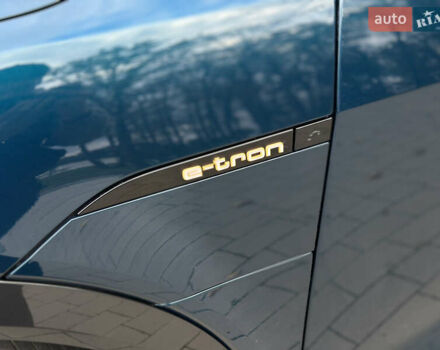 Синій Ауді E-Tron, об'ємом двигуна 0 л та пробігом 75 тис. км за 35900 $, фото 22 на Automoto.ua