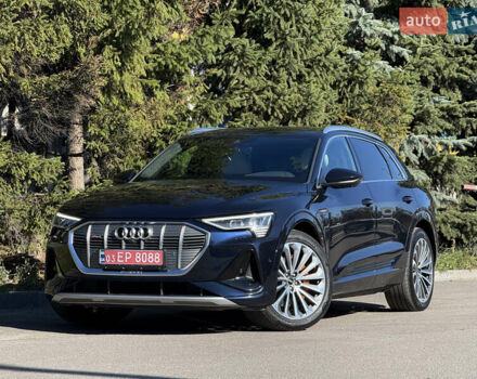 Ауди E-Tron 2021 в Тернополе на Automoto.ua Синий Ауди E-Tron, объемом двигателя 0 л и пробегом 139 тыс. км за 31000 $, фото 15 на Automoto.ua