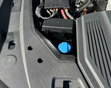 Синий Ауди E-Tron, объемом двигателя 0 л и пробегом 46 тыс. км за 35900 $, фото 11 на Automoto.ua