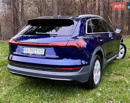 Синий Ауди E-Tron, объемом двигателя 0 л и пробегом 94 тыс. км за 34900 $, фото 5 на Automoto.ua