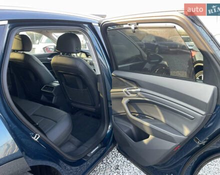 Синий Ауди E-Tron, объемом двигателя 0 л и пробегом 59 тыс. км за 34500 $, фото 52 на Automoto.ua