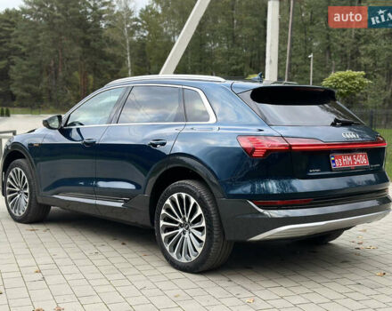Синій Ауді E-Tron, об'ємом двигуна 0 л та пробігом 75 тис. км за 35900 $, фото 16 на Automoto.ua