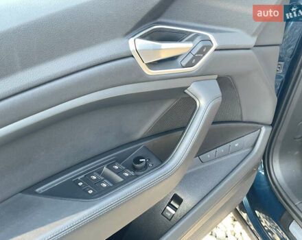 Синий Ауди E-Tron, объемом двигателя 0 л и пробегом 59 тыс. км за 34500 $, фото 23 на Automoto.ua