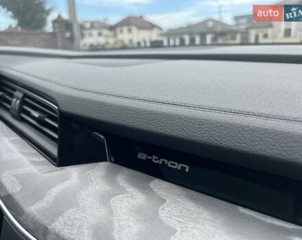 Синій Ауді E-Tron, об'ємом двигуна 0 л та пробігом 46 тис. км за 29900 $, фото 35 на Automoto.ua