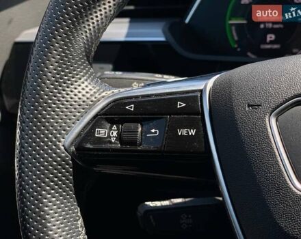 Синий Ауди E-Tron, объемом двигателя 0 л и пробегом 72 тыс. км за 42390 $, фото 28 на Automoto.ua