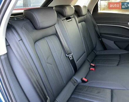 Синий Ауди E-Tron, объемом двигателя 0 л и пробегом 59 тыс. км за 34500 $, фото 56 на Automoto.ua