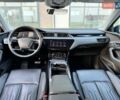 Синій Ауді E-Tron, об'ємом двигуна 0 л та пробігом 44 тис. км за 38121 $, фото 4 на Automoto.ua