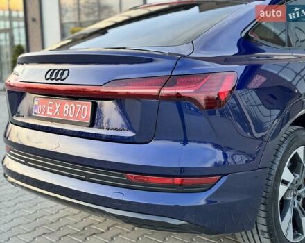 Синій Ауді E-Tron, об'ємом двигуна 0 л та пробігом 44 тис. км за 38121 $, фото 45 на Automoto.ua