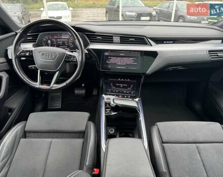 Синій Ауді E-Tron, об'ємом двигуна 0 л та пробігом 136 тис. км за 33900 $, фото 13 на Automoto.ua