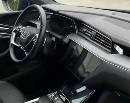 Синий Ауди E-Tron, объемом двигателя 0 л и пробегом 38 тыс. км за 37700 $, фото 6 на Automoto.ua
