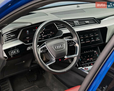 Синій Ауді E-Tron, об'ємом двигуна 0 л та пробігом 35 тис. км за 49899 $, фото 33 на Automoto.ua