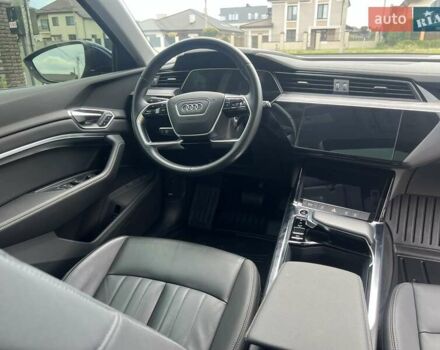 Синій Ауді E-Tron, об'ємом двигуна 0 л та пробігом 46 тис. км за 29900 $, фото 38 на Automoto.ua