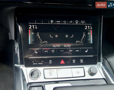 Синий Ауди E-Tron, объемом двигателя 0 л и пробегом 94 тыс. км за 34900 $, фото 21 на Automoto.ua