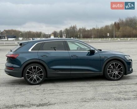 Синий Ауди E-Tron, объемом двигателя 0 л и пробегом 69 тыс. км за 33300 $, фото 11 на Automoto.ua