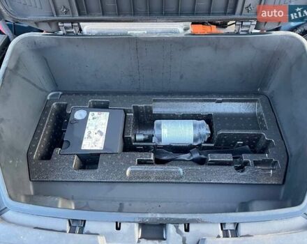 Синий Ауди E-Tron, объемом двигателя 0 л и пробегом 69 тыс. км за 31000 $, фото 20 на Automoto.ua