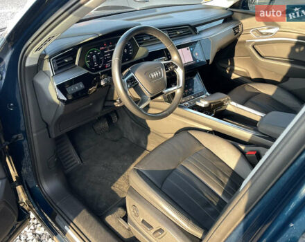 Синий Ауди E-Tron, объемом двигателя 0 л и пробегом 59 тыс. км за 34500 $, фото 25 на Automoto.ua