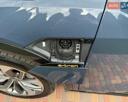 Синій Ауді E-Tron, об'ємом двигуна 0 л та пробігом 32 тис. км за 37999 $, фото 25 на Automoto.ua