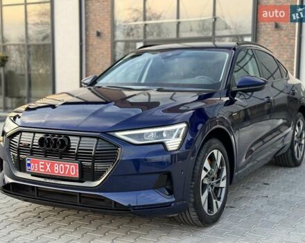 Синій Ауді E-Tron, об'ємом двигуна 0 л та пробігом 44 тис. км за 38121 $, фото 7 на Automoto.ua