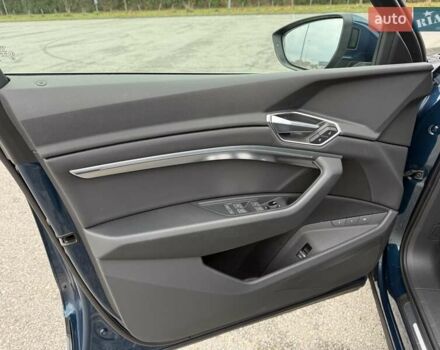 Синий Ауди E-Tron, объемом двигателя 0 л и пробегом 69 тыс. км за 33300 $, фото 26 на Automoto.ua