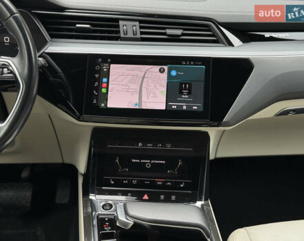 Синій Ауді E-Tron, об'ємом двигуна 0 л та пробігом 140 тис. км за 31000 $, фото 38 на Automoto.ua