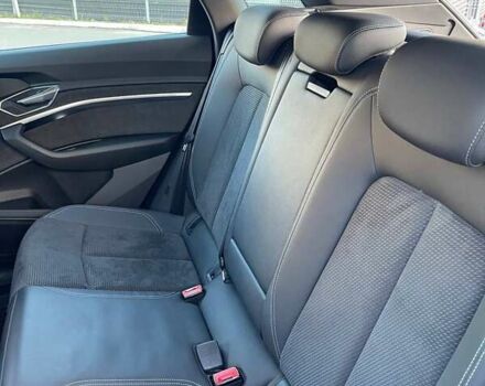 Синий Ауди E-Tron, объемом двигателя 0 л и пробегом 69 тыс. км за 31000 $, фото 13 на Automoto.ua