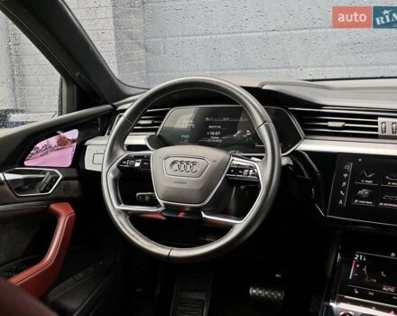 Синій Ауді E-Tron, об'ємом двигуна 0 л та пробігом 35 тис. км за 49899 $, фото 37 на Automoto.ua