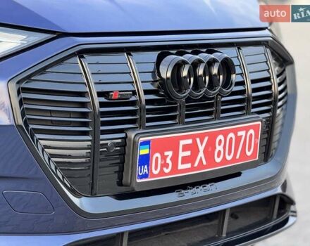 Синій Ауді E-Tron, об'ємом двигуна 0 л та пробігом 44 тис. км за 38121 $, фото 35 на Automoto.ua