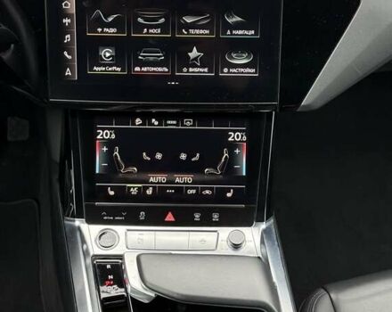 Синий Ауди E-Tron, объемом двигателя 0 л и пробегом 69 тыс. км за 32700 $, фото 39 на Automoto.ua