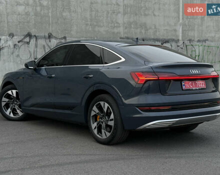 Ауді E-Tron 2021 у Львові на Automoto.ua Синій Ауді E-Tron, об'ємом двигуна 0 л та пробігом 73 тис. км за 38520 $, фото 17 на Automoto.ua