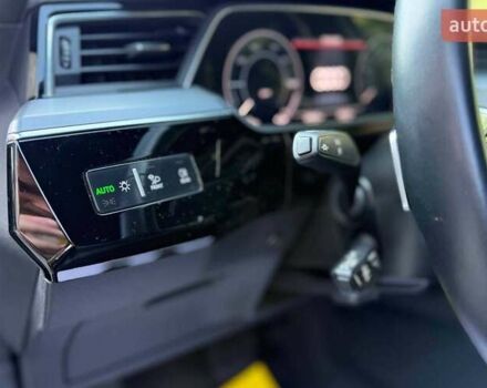 Синій Ауді E-Tron, об'ємом двигуна 0 л та пробігом 38 тис. км за 39100 $, фото 8 на Automoto.ua