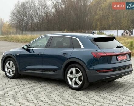 Синий Ауди E-Tron, объемом двигателя 0 л и пробегом 69 тыс. км за 32700 $, фото 7 на Automoto.ua